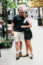 After landing her breakout role as rachel green on friends, jennifer aniston took the lead as america's sweetheart. Jennifer Aniston Style Fashion And Beauty Pictures Of Jennifer Aniston