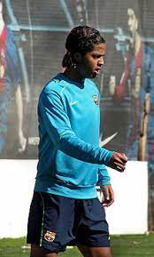 Born 11 may 1989) is a mexican professional footballer.a versatile forward, dos santos can play as an attacking midfielder, winger and secondary striker.he is an olympic gold medalist. Giovani Dos Santos Vikipedi