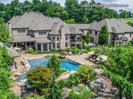 Luxury Gated Community House And Home Magazine Luxury Homes Luxury Realtor