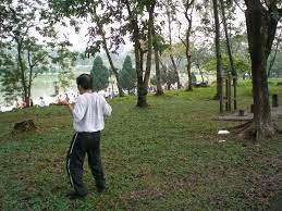 The most renowned and largest recreation park in subang jaya is the subang ria park, situated nearby the sime darby medical centre in ss12. Subang Lake Justrunlah