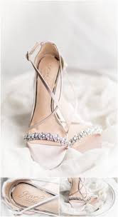 Bride Getting Ready Photos Must Have Photos Wedding Day Photographing The Shoes Bling Brides Heels Bridal Shoes Vera In 2020 Bride Heels Wedding Shoes Bride Shoes