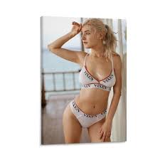 Amazon.com: Eva Elfie Poster Sexy Hot Porn Actress Poster (4) Canvas Poster  Wall Art Decor Print Picture Paintings for Living Room Bedroom Decoration  Frame-style 16x24inch(40x60cm): Posters & Prints
