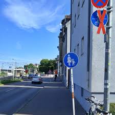 Europcar autovermietung gmbh filiale augsburger straße: Radfahren In Stuttgart Weg Mit Dem Radweg Baustelle Augsburger Strasse