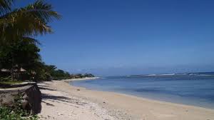 Harga masuk tempat wisata 2021 untuk pantai ujung genteng hanyalah rp.10.000 per orang. Wisata Pantai Ujung Genteng Harga Tiket Masuk Dan Rute Menuju Lokasi