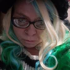 Just a question What you think is the best social media platform to  interact with Manson?