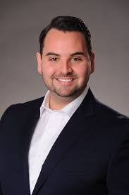 Perry Pappas's Instagram, Twitter & Facebook