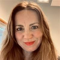 Ellen Hoff's Instagram, Twitter & Facebook