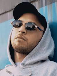 MÚSICA: 10 letras de Dano álbum Istmo