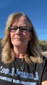 Photo by Lauri Lee's