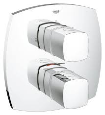 Each of the two shower heads. Grohe 19948000 Grandera Bath Shower Mixer Chrome Thermostatic With Diverter For Two Ways Vieffetrade