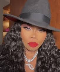 Tia Blake's Instagram, Twitter & Facebook