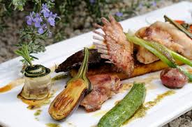 Declinaison De Lapin Du Chef Christian Peyre Du Restaurant Maison Domaine De Bournissac Plat Gastronomique Gastronomie Alimentation