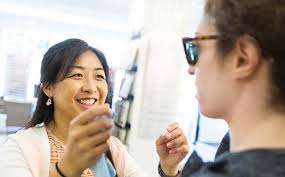 When it's Time to See Your Eye Doctor