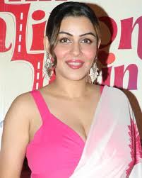 Stars Spotted -- Anu Ranjan at Alka Yagnik at ITA School of Performing Arts  2nd convocation Picture # 198271