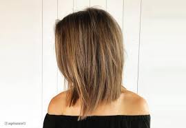 A classy bang with slightly waved fine hair can work for a variety of occasions, whether formal or casual. 28 Medium Length Hairstyles For Thin Hair To Look Fuller