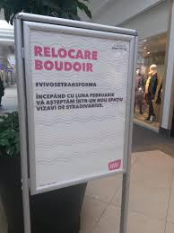 Media galaxy este cea mai puternică reţea de magazine de mare suprafaţă specializate în produse electronice, electrocasnice it, comunicaţii şi multimedia, din românia. Ziua De Cluj Clujenii Au Rupt PorÈile Media Galaxy Cate 2 3 Televizoare De Om