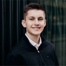 Back in May, I graduated from Ohio University and now I am happy to  announce that in less than one weeks time I will be starting my new job as  an Account