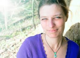 Vicki Mcleod's Instagram, Twitter & Facebook