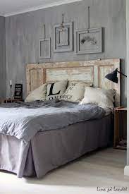 Scopri ricette, idee per la casa, consigli di stile e altre idee da provare. Testata Letto Vecchia Porta Camera Da Letto Shabby Testata Del Letto In Legno Testata Del Letto