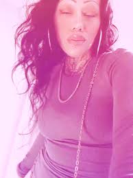 Marcie Reeves Beat It