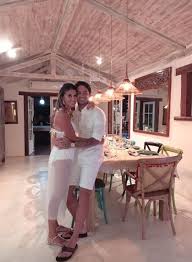 Patricia abravanel paixão desodorante colônia feminina jequiti. Rebeca Abravanel E Alexandre Pato Aparecem De Maos Dadas No Reveillon