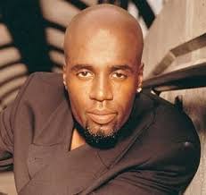 Aaron Hall Ehefrau und Vermögen: Bio, Wiki, Eltern, Brüder und Sohn