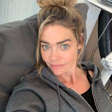 Her most recognized roles are carmen . Denise Richards And Her Blonde Brightening Crystals Into The Gloss