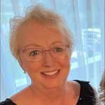 Alison Maceachern's Instagram, Twitter & Facebook