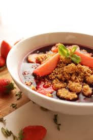 Soupe De Fruits Rouges A La Verveine Et Crumble Spicy Ananas