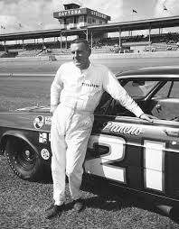 Nascar.com's backseat drivers break down the three winning drivers at hendrick motorsports and debate if chase elliott can get a win in the next for the first time, a nascar race car roared on an ice track. Photos Wood Brothers Through The Years Nascar Com Ford Racing Nascar Drivers Vintage Race Car