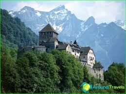 Entlang der hauptstraße fahren linienbusse. Die Hauptstadt Liechtensteins Karte Foto Was Ist Die Hauptstadt In Liechtenstein