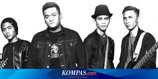 Dapat juga dengan mengeklik menu a b c d., lalu cari berdasarkan nama artis. Lirik Dan Chord Lagu Sudah Ku Tahu Projector Band