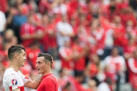 Trading card signiert granit xhaka schweiz neu mega rar. Granit Xhaka Uns Kann Niemand Etwas Vorwerfen Tageswoche