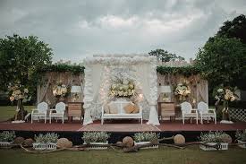 Pernikahan Outdoor Rustic Yang Sangat Cantik Dan Menginspirasi Tempat Pernikahan Pernikahan Pesta Kebun