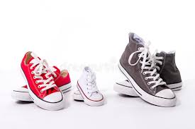 Annonces légales gratuites chaussures coelenbier pere et fils. Chaussures Dans Le Pere Grand Le Milieu De Mere Et Le Fils Ou La Petite Taille D Enfant De Fille Dans Le Concept D Amour De Fami Image Stock Image Du Fille Petit