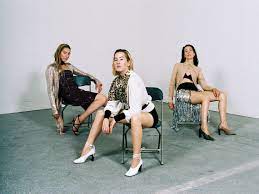 Haim is an american pop rock band from los angeles. Haim Is Talking About Everything It Wasn T Talking About Before The New Yorker