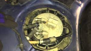 Models covered vw golf & jetta mk 2 models with petrol engines, including fuel injection, catalytic converter to find the location of your local oil recycling bank, call this number free. How To Replace Fuel Pump On Vw Mkiii Jetta Golf Gti Passat Cabrio Youtube