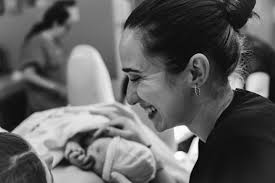 🇧🇷 Registro da Imersão A Arte do Parto 2025 ❤️ foram duas semanas  profundamente ricas e marcantes. 🇫🇷 A record of the 2025 Art of Birth  Immersion ❤️ It was two profoundly