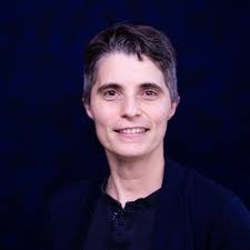 Andrea Heffernan's Instagram, Twitter & Facebook