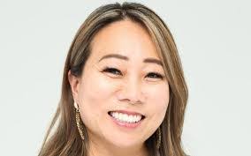 Sara Rem's Instagram, Twitter & Facebook