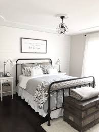 A Rustic Farmhouse Bedroom Ideas Are Perfect For All People Both Men And Women You Can Combine Th Home Decor Bedroom Remodel Bedroom Modern Farmhouse Bedroom