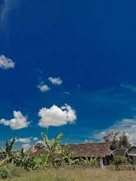 Pemandangan langit malam di bali saat nyepi, penuh kesan keistimewaan. Pemandangan Pemandangan Langit Biru