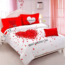 Decorate the bed of red roses for valentine's day. 25 Romantic Valentines Bedroom Decorating Ideas