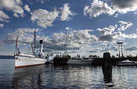 From wikimedia commons, the free media repository. Hamar Skibladner