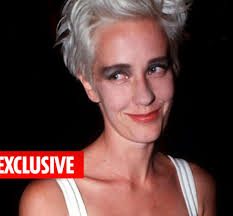 Paula Yates and Michael Hutchence flirt outrageously