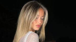 Linda Mathis's Instagram, Twitter & Facebook