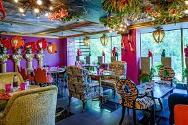 Louisville amish side chairs and arm chairs are solid, but elegant! Plum By Bent Chair Lutyen S Is The Perfect Pairing Of Food And Instagram