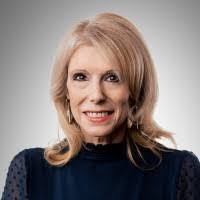 Rebecca Manos's Instagram, Twitter & Facebook