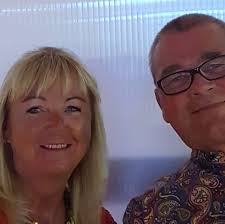 We have a very special guest bar back tonight, the one and only Sporty  Spice AKA Kathleen Andrews! Stop in and say hi. And don't forget we are  open until 10PM tonight!🍻