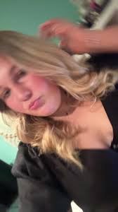 sienna (@sienna.farley)